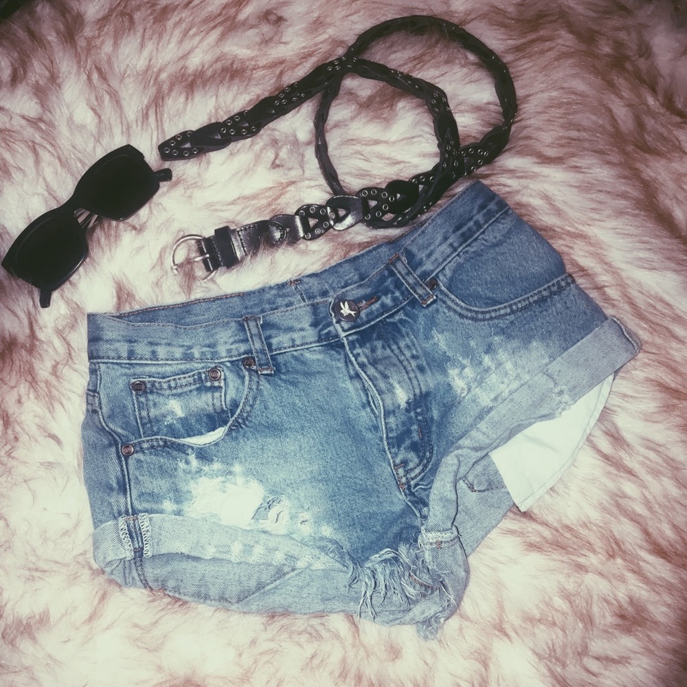 One teaspoon shorts